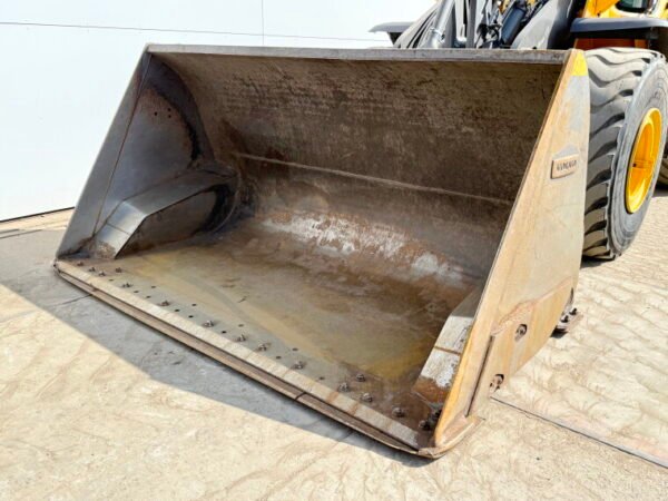 Volvo L110H - German Machine - Image 15