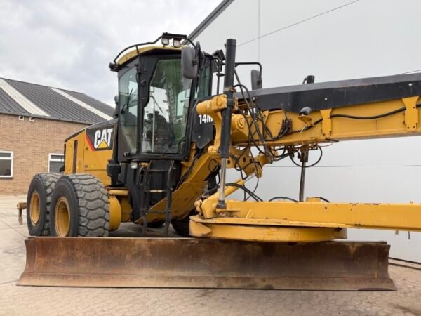 Caterpillar 14M - Image 15