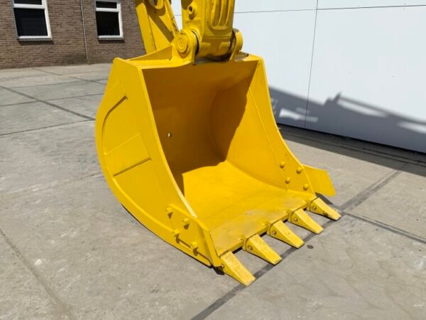 Komatsu PC210-10M0 *2025 Model* - Image 16
