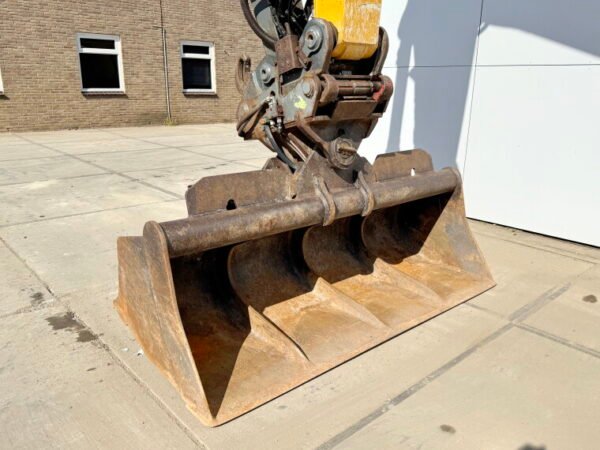 Liebherr R926NLC - German Machine - Image 15