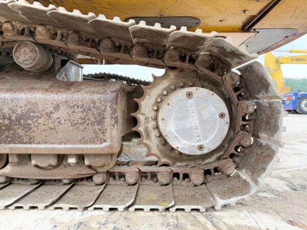 Liebherr R944C HDSL - 19 Meter Long Reach - Image 15