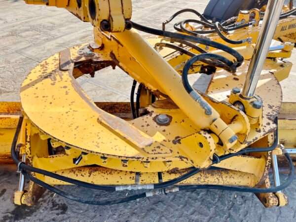Volvo G946B 6x6 - Image 15
