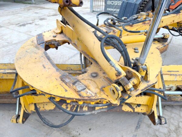 Volvo G970 - Image 15
