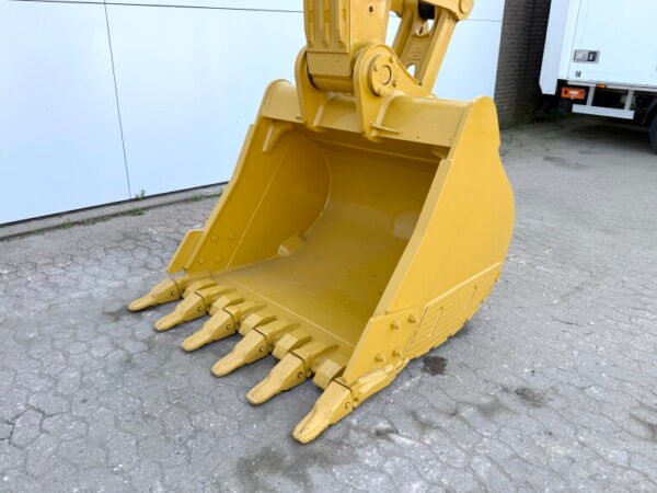 Caterpillar 323D3 *2025 Model* - Image 15