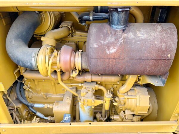 Caterpillar 16H - Image 16