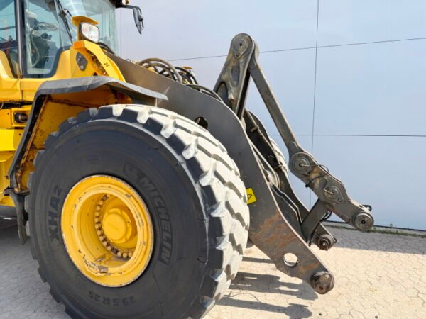 Volvo L220H - BUCKET INCLUDED, COMING SOON! - Image 16