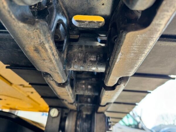 Caterpillar 323D3 - Image 16