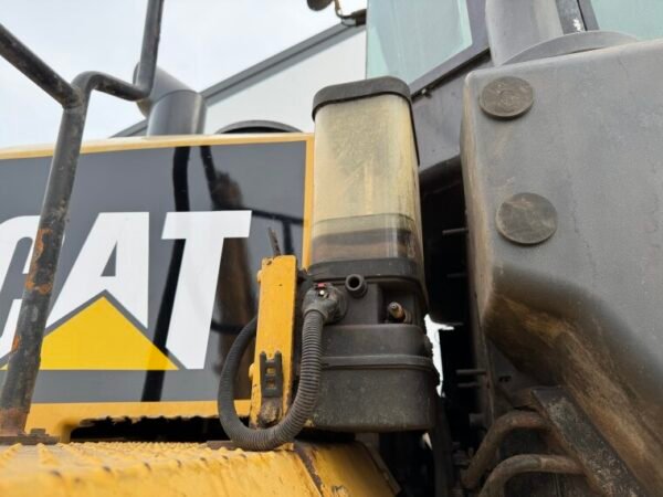 Caterpillar 962M - Image 16