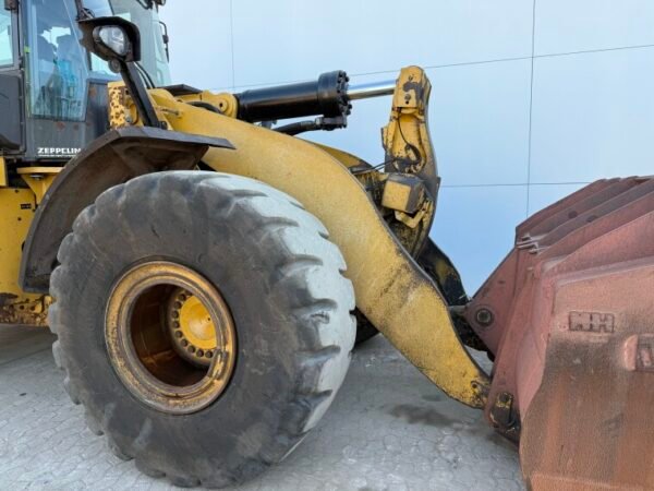 Caterpillar 972M - Image 16