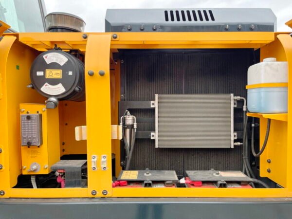 Hyundai R245LR - Image 12