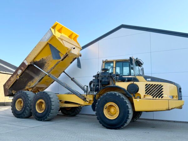 Volvo A40E - Image 16