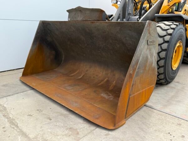 Volvo L150H - Image 16