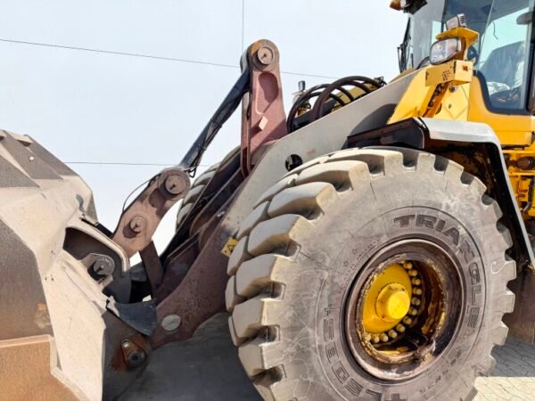 Volvo L180H - Image 16