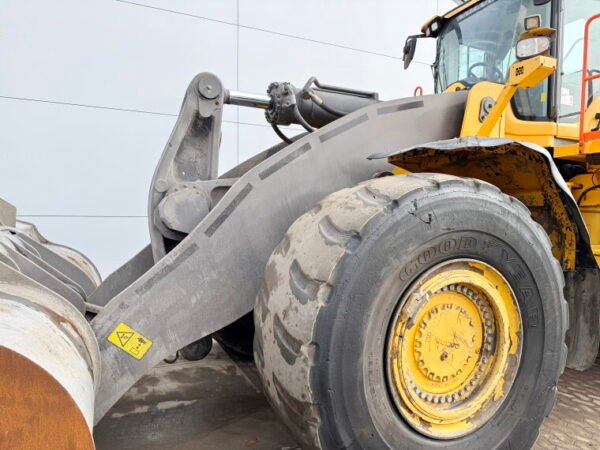 Volvo L350H - Image 16