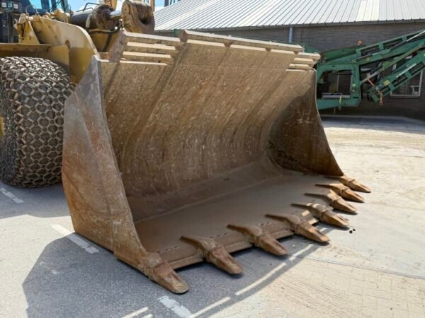 Caterpillar 988K - Image 17