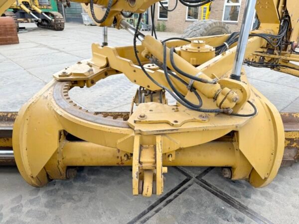 Caterpillar 14M - Image 17