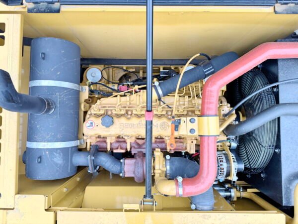 Caterpillar 320D3 GC - Image 17
