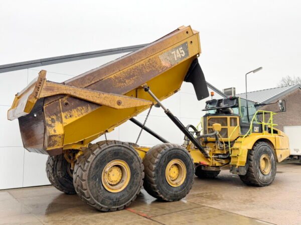 Caterpillar 745 04A - Image 17