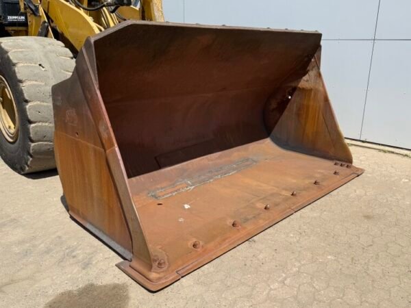 Caterpillar 966M - Image 17