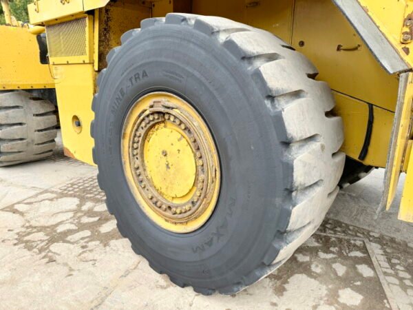 Caterpillar 988H - Image 17