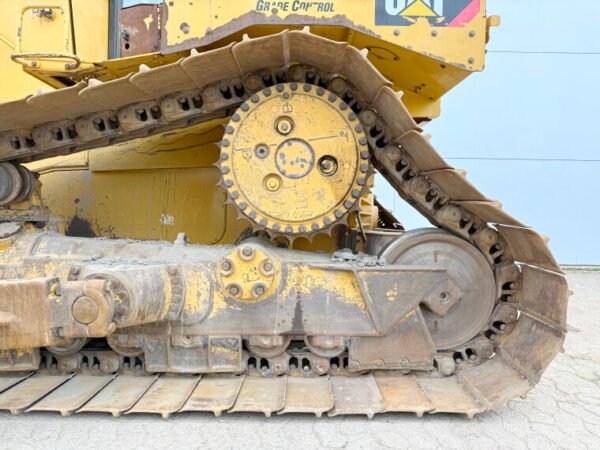 Caterpillar D6T LGP - Image 17