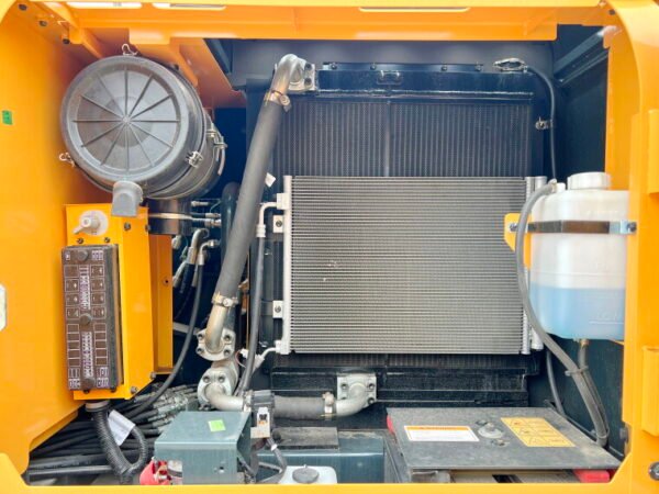Hyundai R140L - Image 16