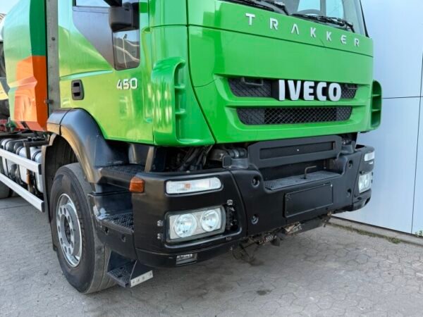 Iveco Trakker 450 EEV 6x4 - Automatic Gearbox - Image 17