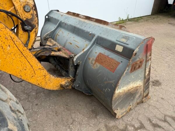 Liebherr L509 Stereo - Image 17