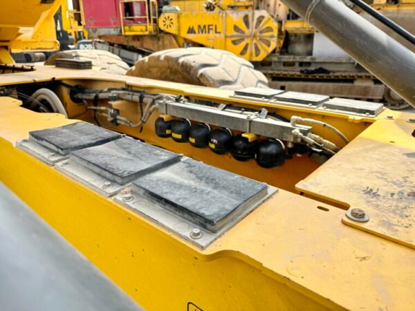 Volvo A45G - Image 17