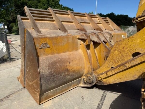 Caterpillar 988K - Image 18