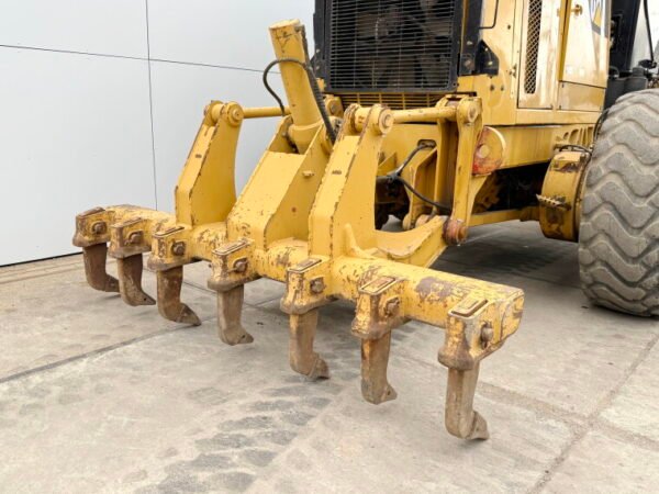 Caterpillar 14M - Image 18
