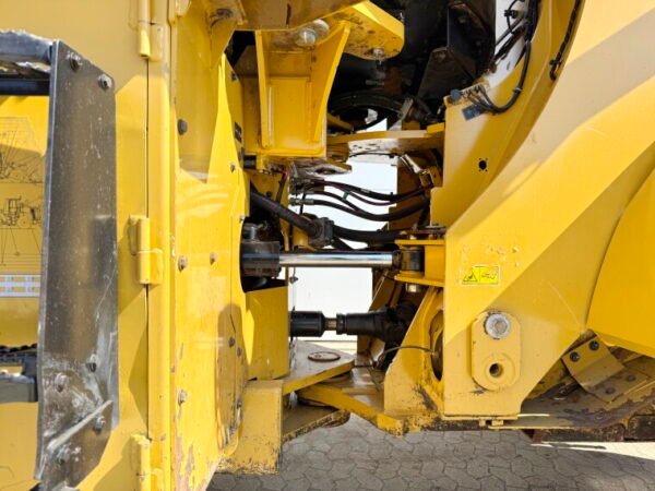 Caterpillar 950M - Image 20