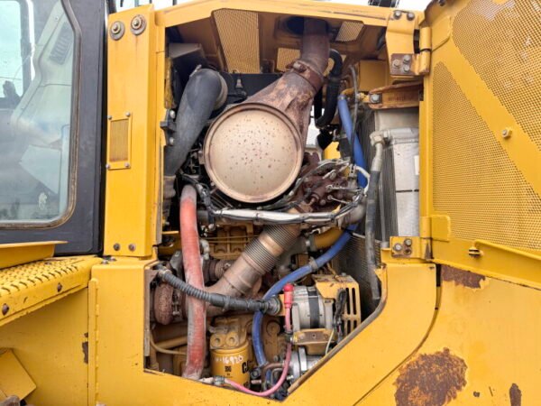 Caterpillar D6T - Image 18