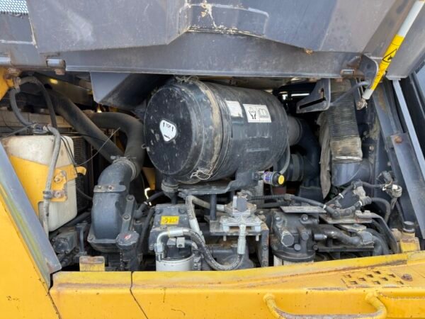 Komatsu D85PX-15E0 - Image 18
