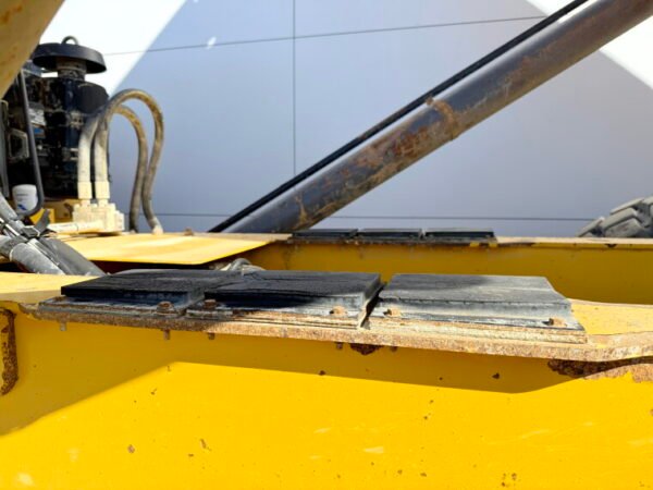 Volvo A40E - Image 18