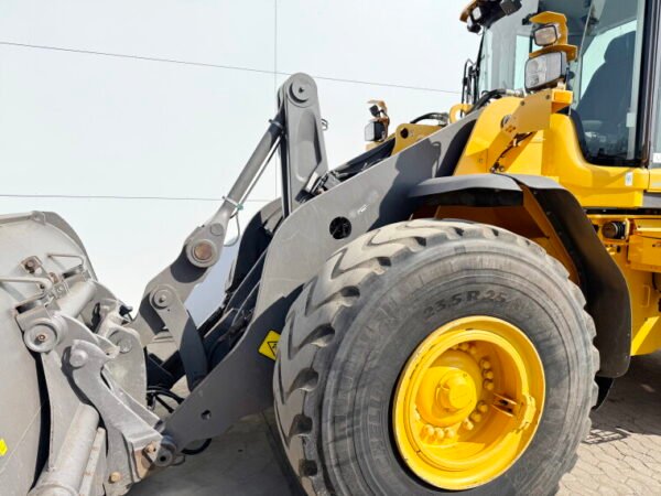 Volvo L110H - German Machine - Image 19