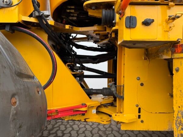 Volvo L70H - Image 18