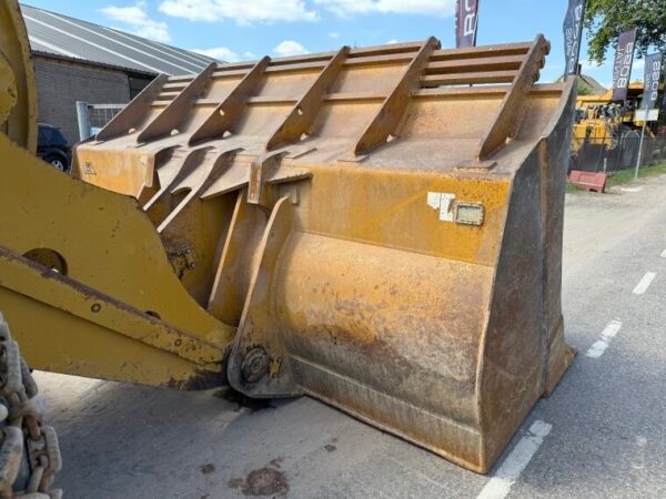 Caterpillar 988K - Image 19