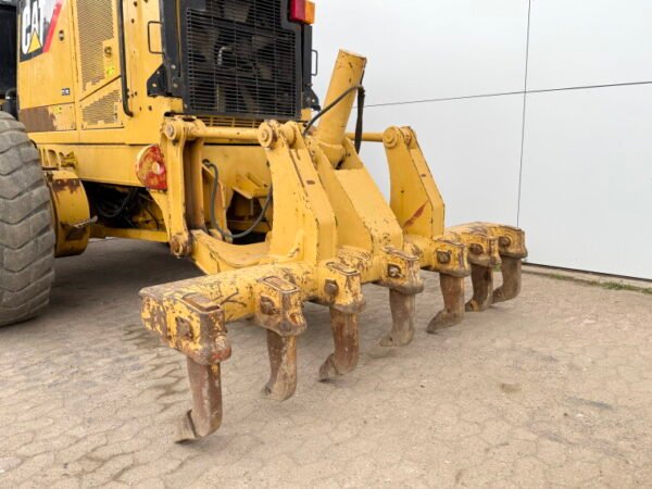 Caterpillar 14M - Image 19