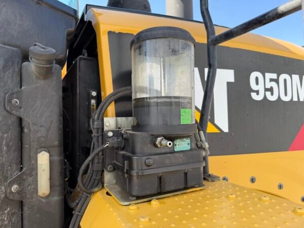 Caterpillar 950M - Image 21