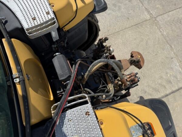 Challenger MT865B - Image 26