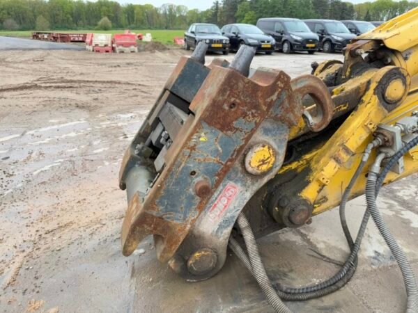 Komatsu PC490LC-10 UHD - 29 Meter Demolition - Image 16