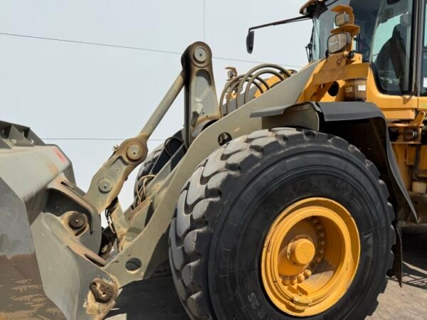 Volvo L150H - Image 18