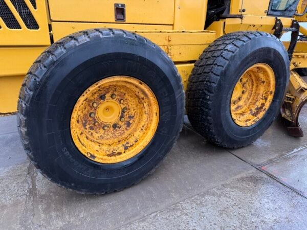 Volvo G946 AWD - Image 20