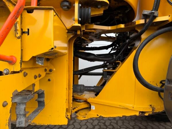 Volvo L70H - Image 19