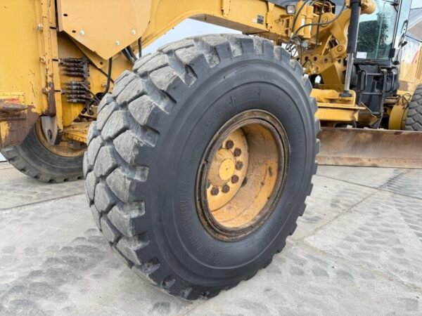 Caterpillar 14M - Image 20