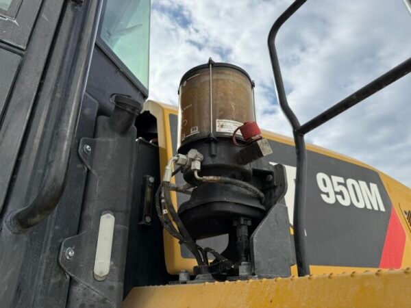 Caterpillar 950M - Image 19