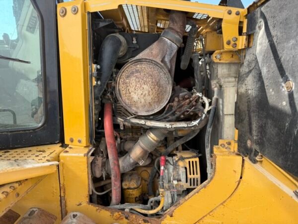 Caterpillar D6T LGP - Image 20