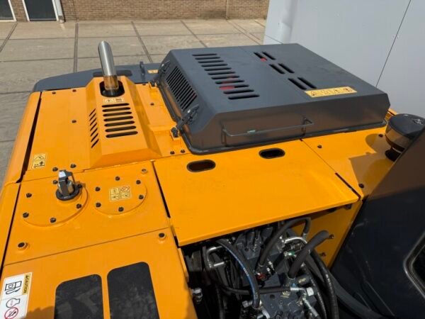 Hyundai R215L Smart Plus *2025 Model* - Image 22