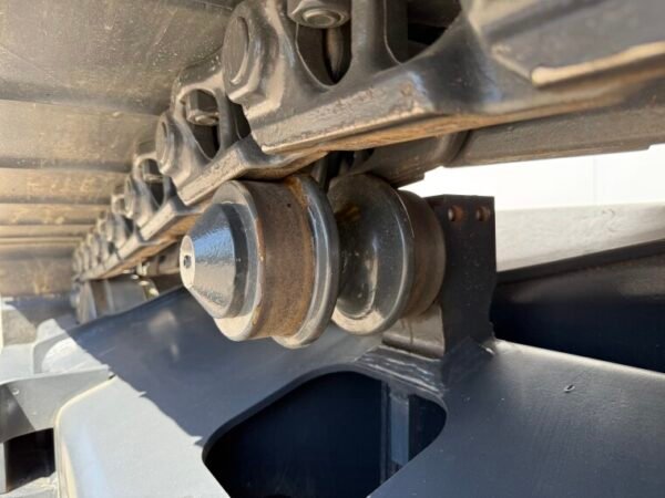 Komatsu PC210-10M0 *2025 Model* - Image 20